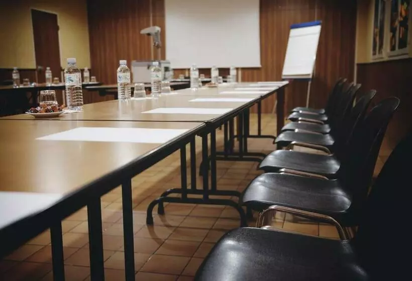 La Roseraie  Hotel & Restaurant