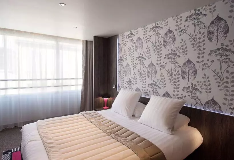 فندق Best Western Premier Le Patio Des Artistes Wellness Jacuzzi