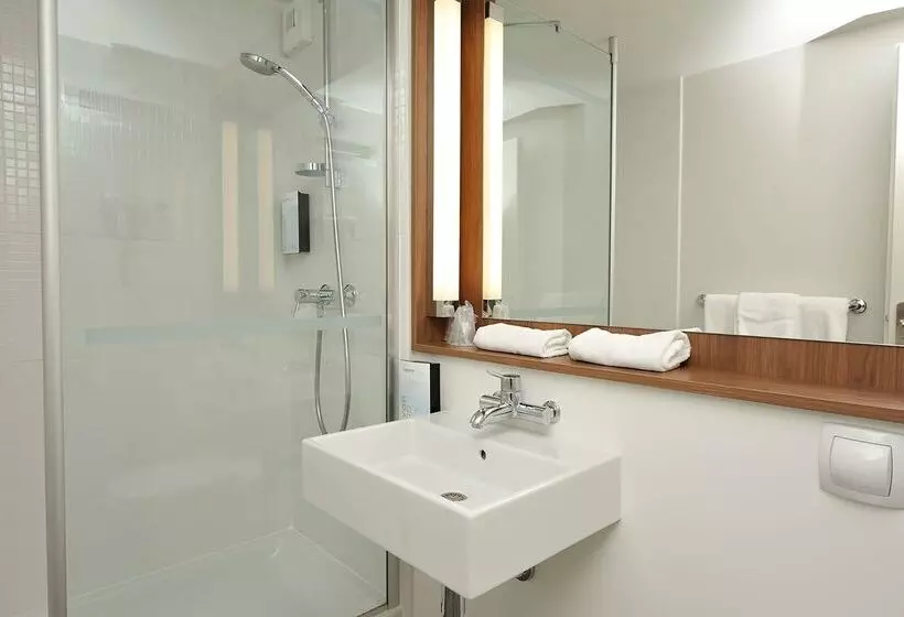 Hotel Campanile Bollène A7