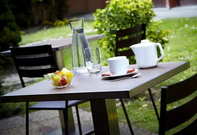 Hotel Campanile Calais