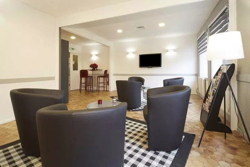 هتل Campanile Dijon Est Saint Apollinaire