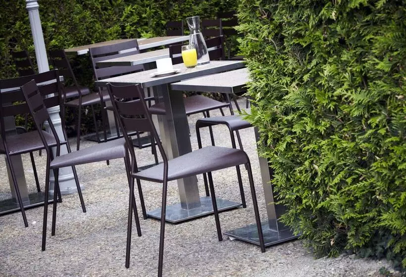 فندق Campanile Grenoble Nord Saint Egreve