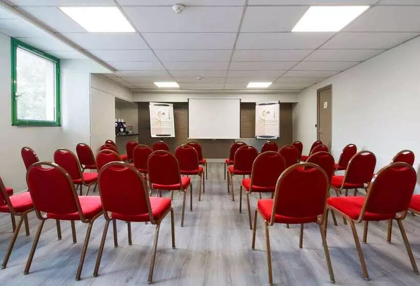 ホテル Campanile Villejuif