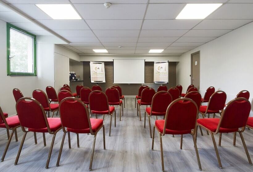 فندق Campanile Villejuif