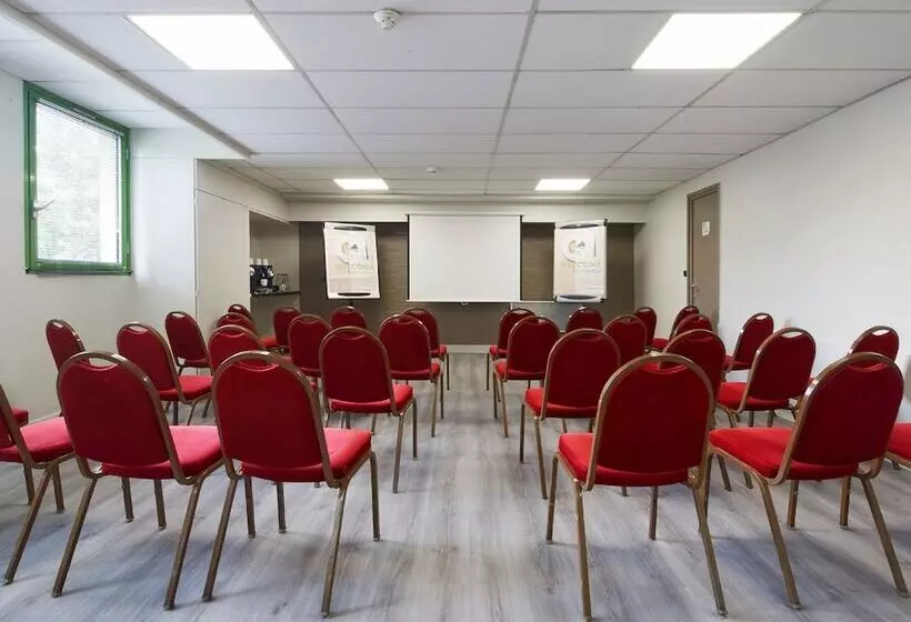 ホテル Campanile Villejuif