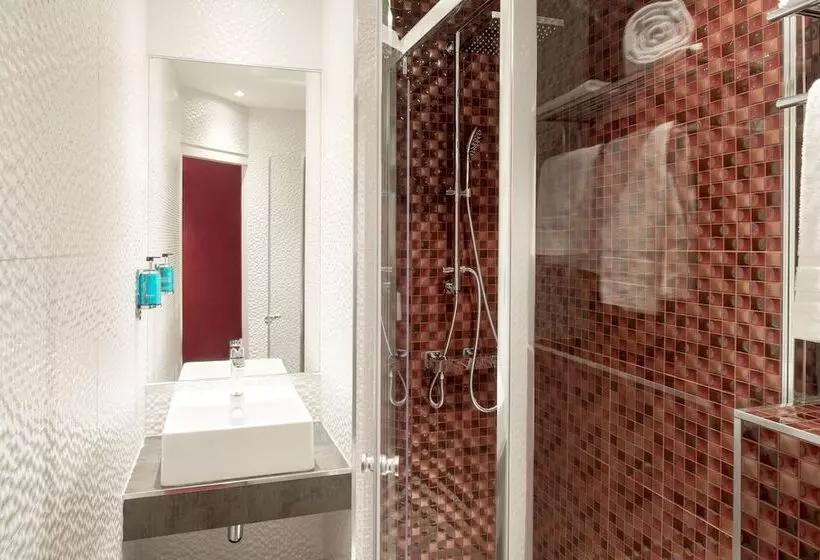 Hotel Des Savoies Lyon Perrache