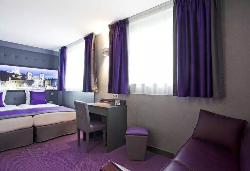 Hotel Des Savoies Lyon Perrache