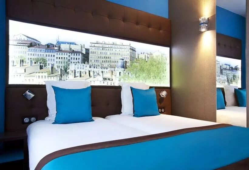 Hotel Des Savoies Lyon Perrache