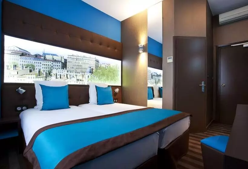 Hotel Des Savoies Lyon Perrache