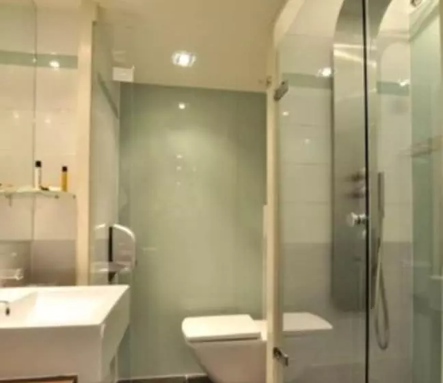 בית מלון כפרי Europole