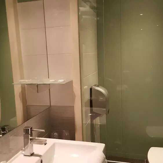 בית מלון כפרי Europole