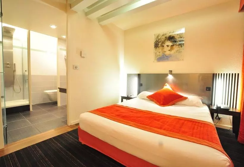 בית מלון כפרי Europole