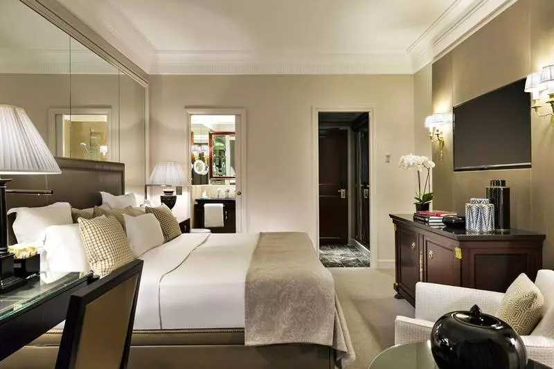 ホテル Francois 1er