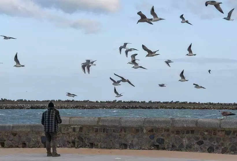 Szálloda Holiday Inn Calais Centre, An Ihg
