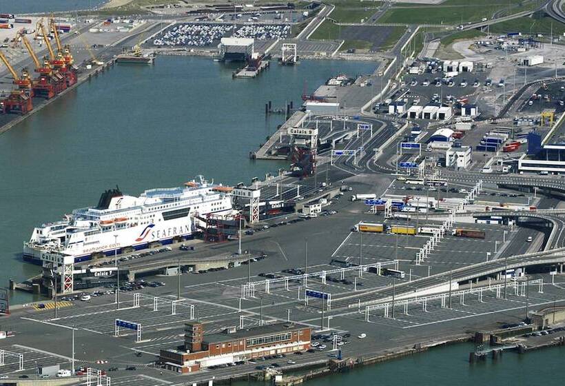 Hotel Holiday Inn Calais Centre, An Ihg