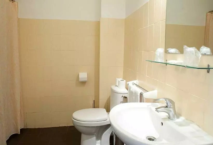 Отель Hôtel Des Facultés