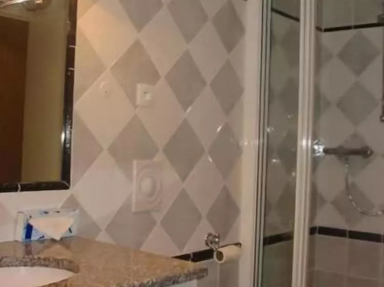 Hotel Hôtel Le D Avaugour