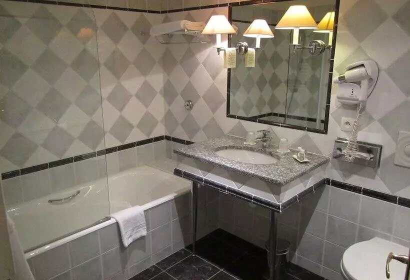 Hotel Hôtel Le D Avaugour