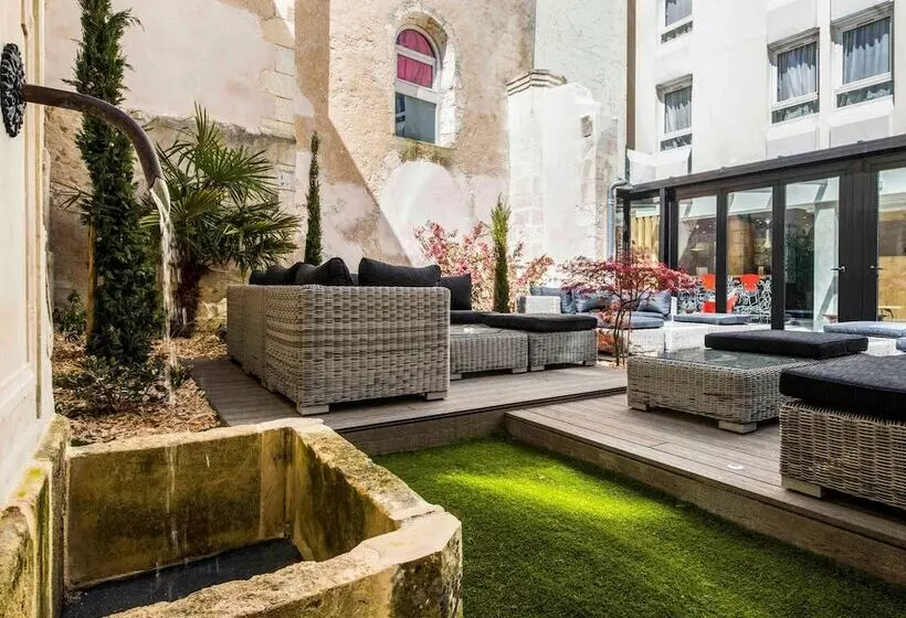 هتل Ibis La Rochelle Vieux Port