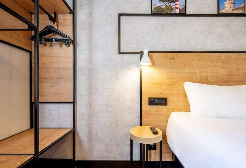 فندق Ibis La Rochelle Vieux Port