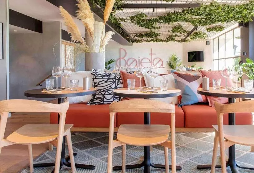 ホテル Ibis Nice Aéroport Promenade Des Anglais