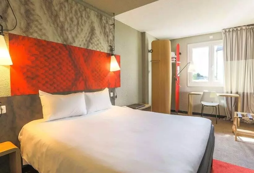 فندق Ibis Saint Etienne  La Terrasse