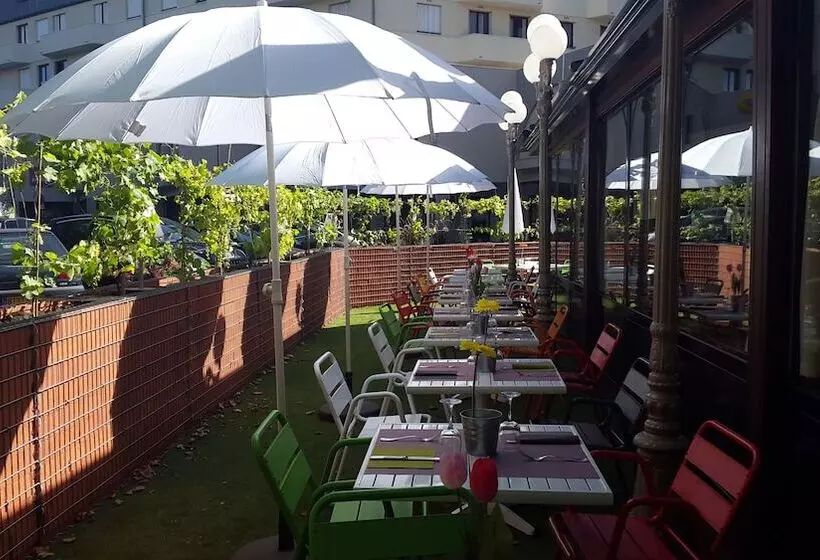 فندق Ibis Saint Etienne  La Terrasse