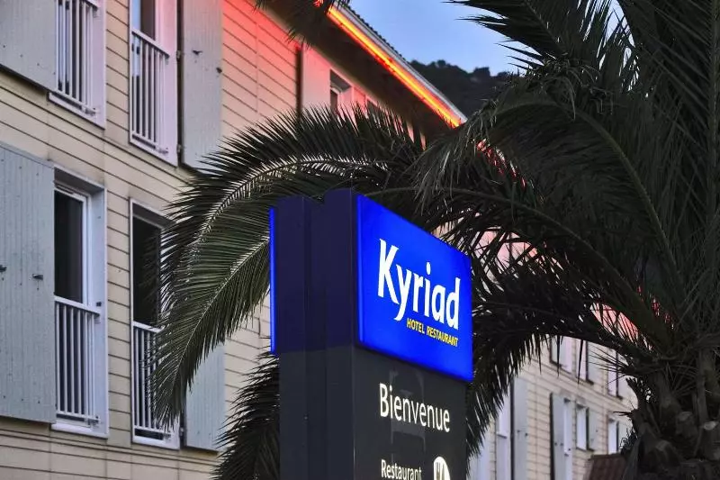 Hotel Inn Grenoble Eybens Parc Des Expositions Ex Kyriad