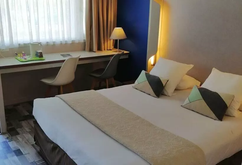 هتل Kyriad Carcassonne  Aeroport