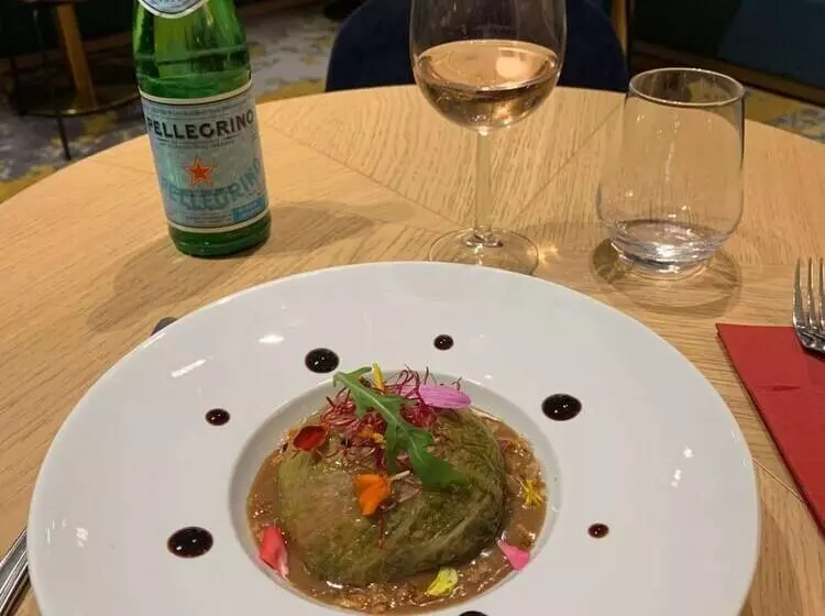 هتل Kyriad Carcassonne  Aeroport