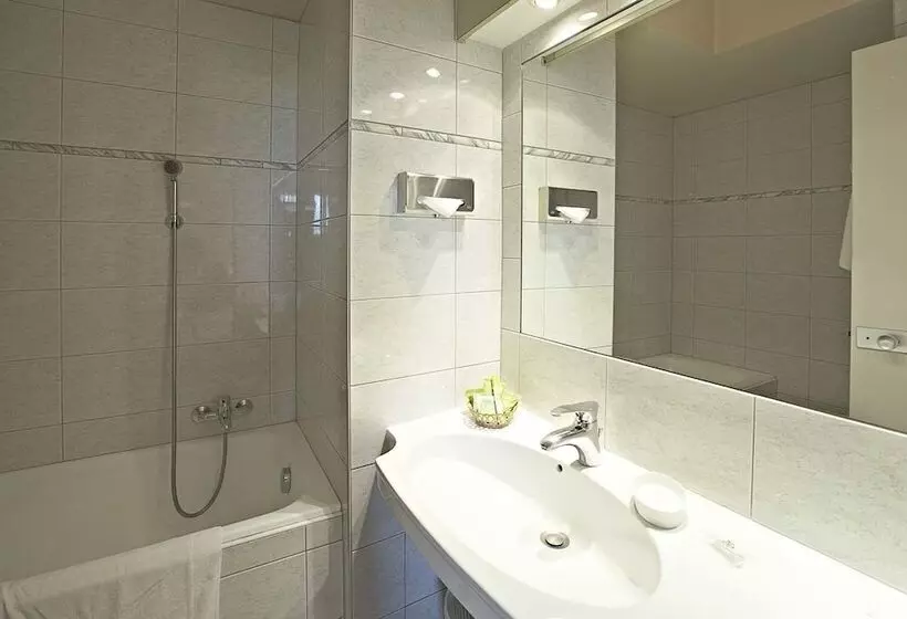 Отель La Clairière