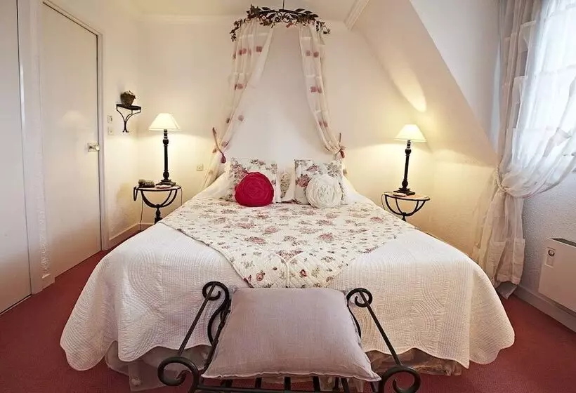 Отель La Clairière