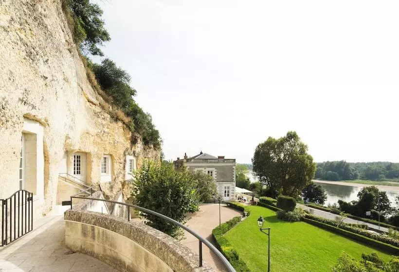 Отель Les Hautes Roches