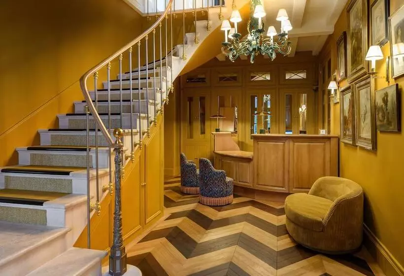 Отель Les Hautes Roches