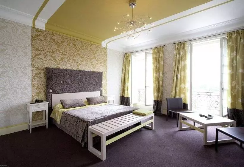 Отель Les Hautes Roches