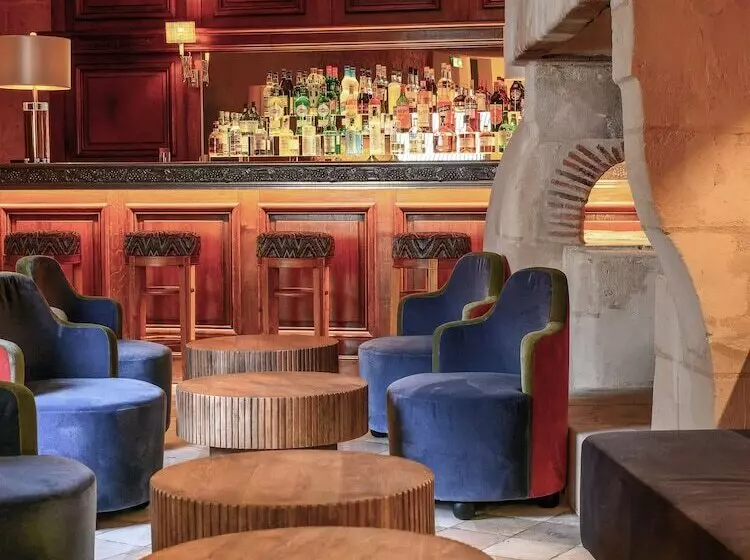 Отель Les Hautes Roches