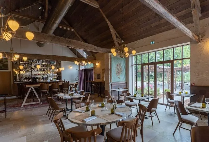 فندق Les Sources De Cheverny