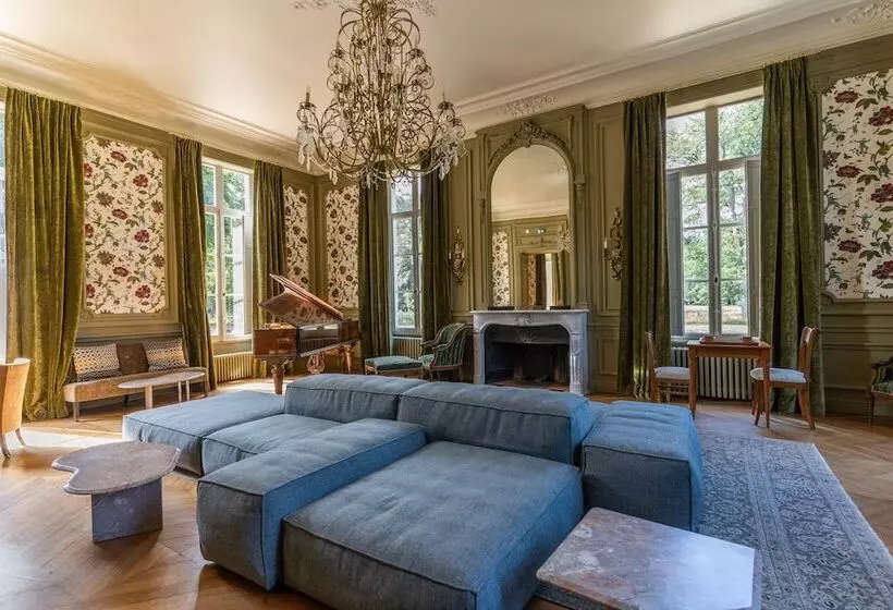 فندق Les Sources De Cheverny