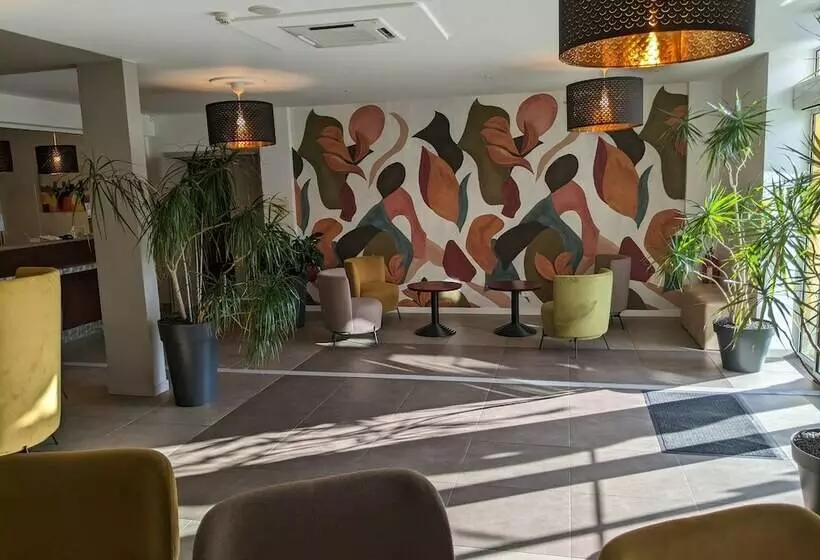 Отель Logis De La Loire