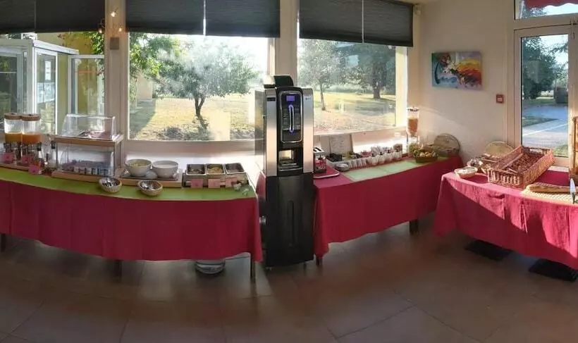 Отель Logis De La Loire