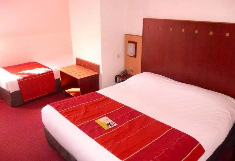 Отель Logis De La Loire