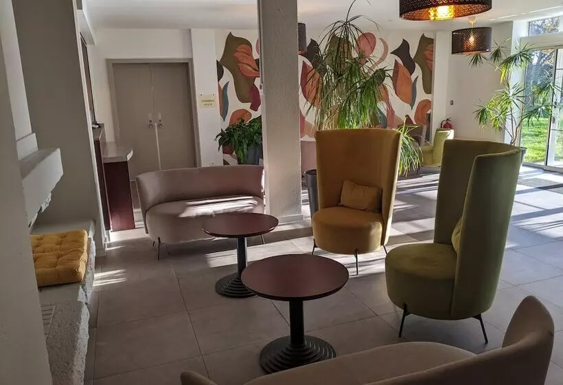 Отель Logis De La Loire