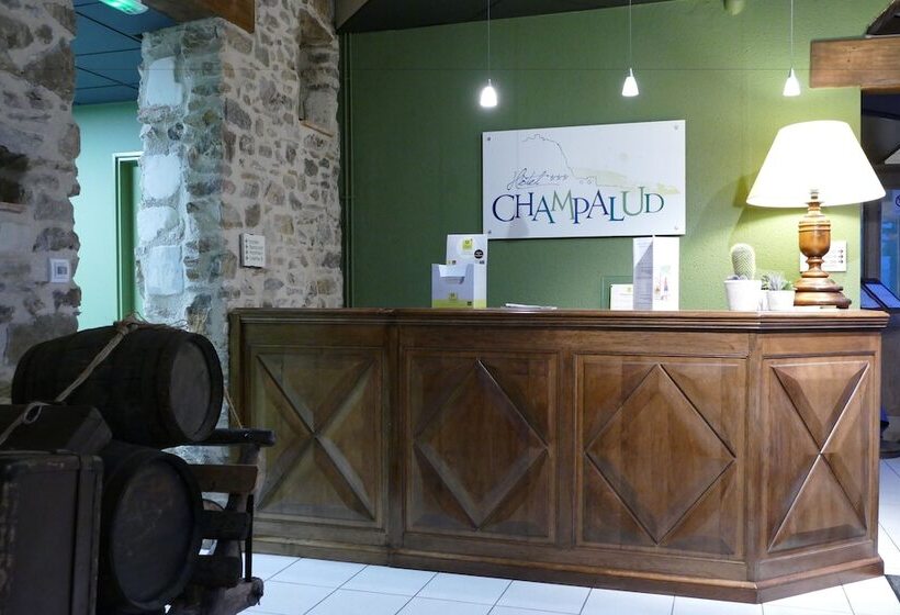 Logis Hotels Le Champalud Restaurant La Citadelle