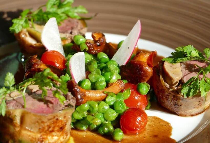 Logis Hotels Le Champalud Restaurant La Citadelle