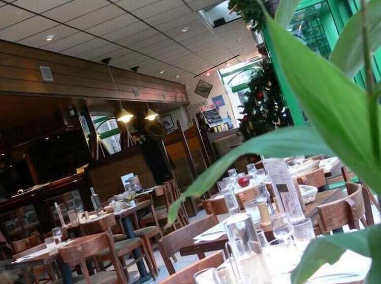 Logis Hotels Le Champalud Restaurant La Citadelle