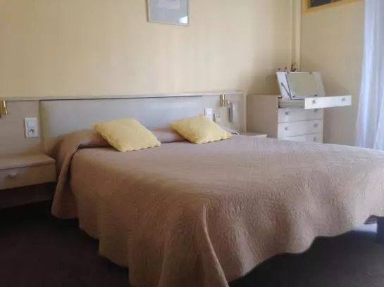 호텔 Hôtel Moderne