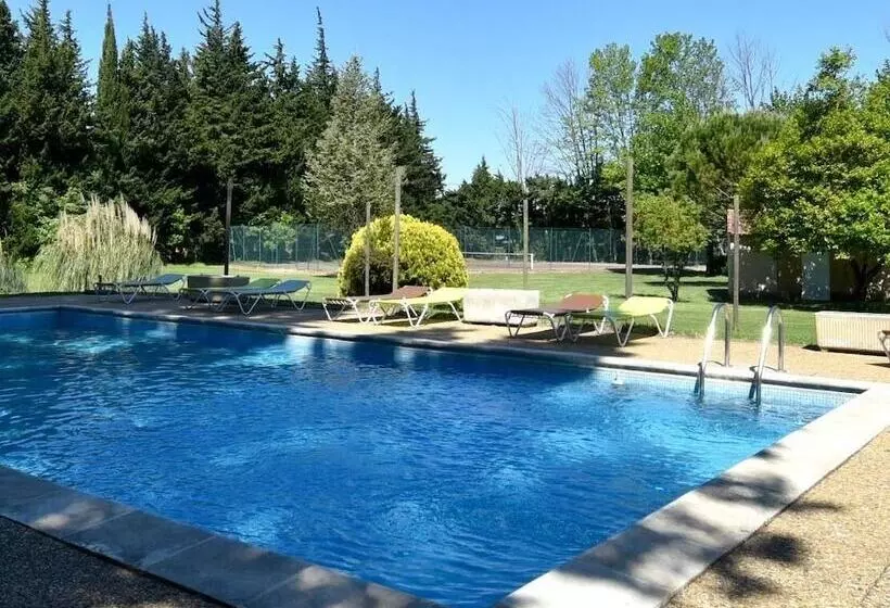 Отель Moulin De La Roque