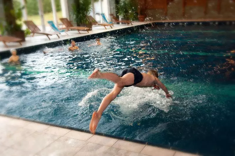 Отель Les Vallées Labellemontagne