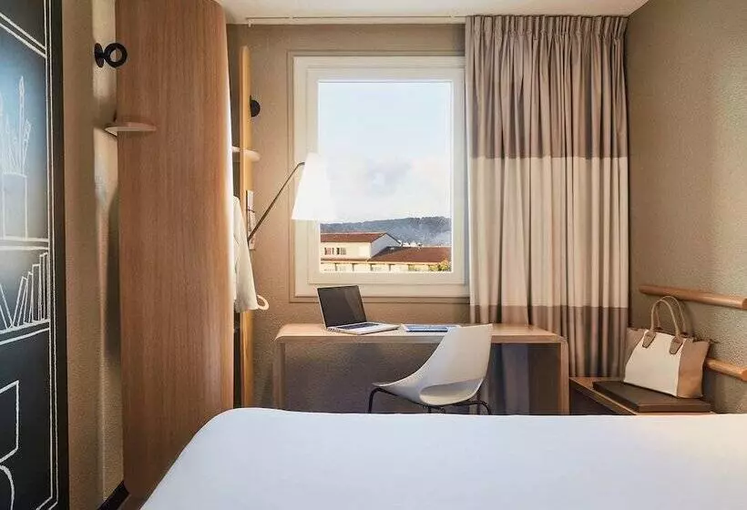 ホテル Ibis Toulon La Seyne Sur Mer