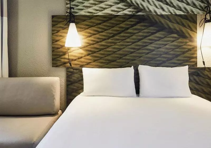 ホテル Ibis Toulon La Seyne Sur Mer